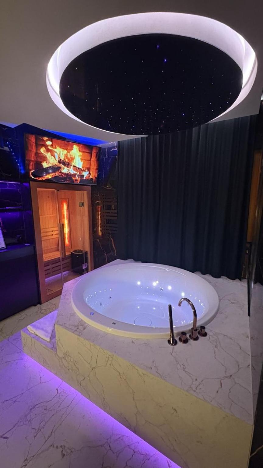 Jacuzzi Glass-house Station Appartement Krakau