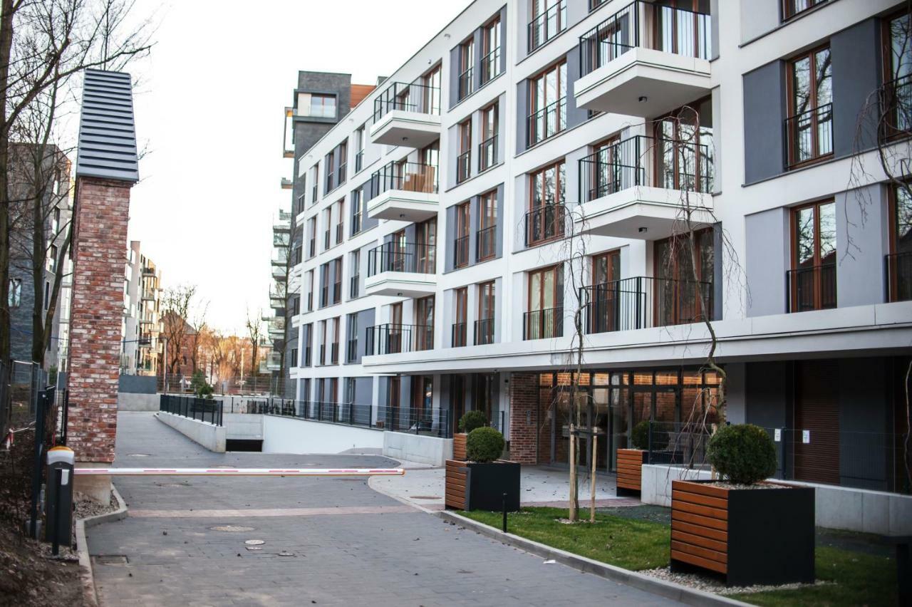 Appartement Jacuzzi Glass-house Station *
